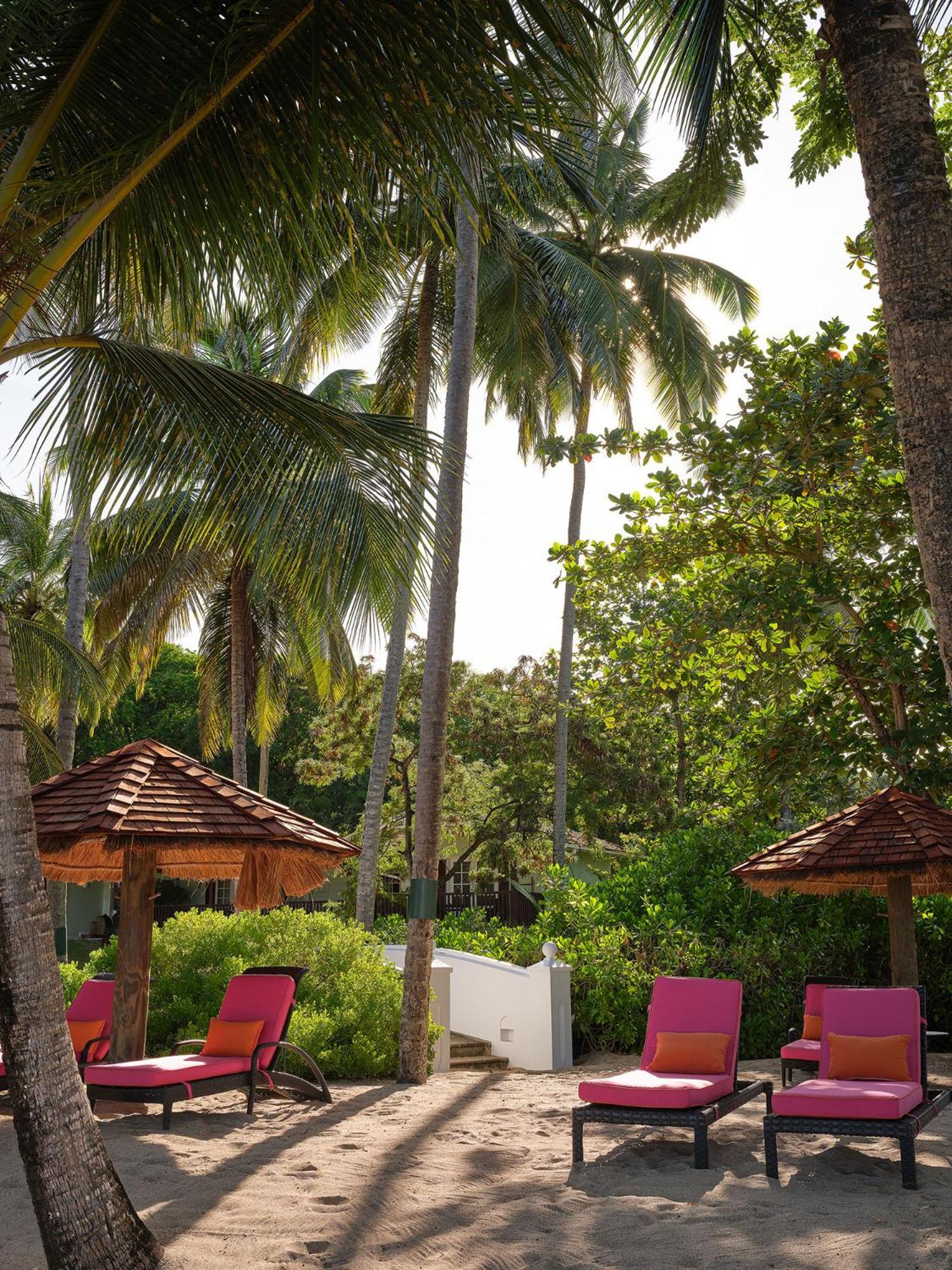 East Winds St. Lucia Hotel Gros Islet Exterior photo