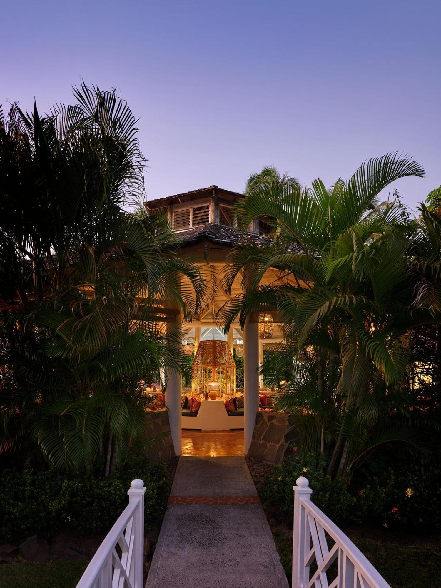 East Winds St. Lucia Hotel Gros Islet Exterior photo